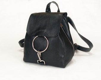 Mini mochila de piel negra: bolso de mano de piel italiana - Mandelyn