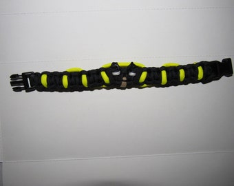 paracord Batman themed bracelet