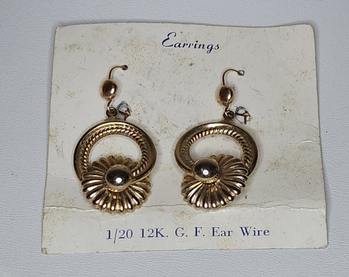 Vintage Gold Tone Round Earrings A-1-88