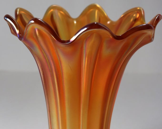 Northwood Standard Thin Rib (9 Rib) Marigold Carnival Glass Vase