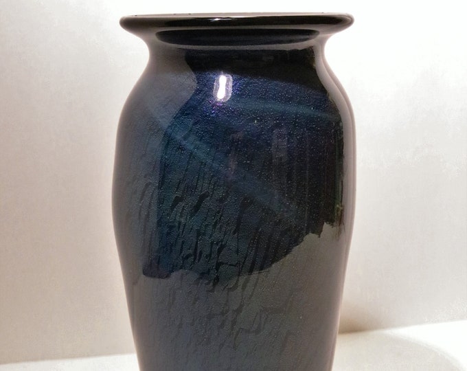 Stunning Herb A Thomas Hand Blown Art Glass 10" Vase - Black, Blue Green with Iridescent Flecks Signed HAT