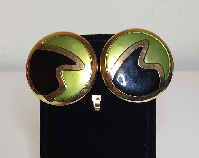 Vintage Pierced Earrings in Gold Tone with Green and Black Enamel Design A-1-35