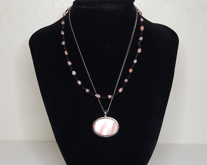 Vintage Rachel Real Dyed Pearls Chain with BJ Mother of Pearl Pendant Necklace 17 Inch A-7-41-JM