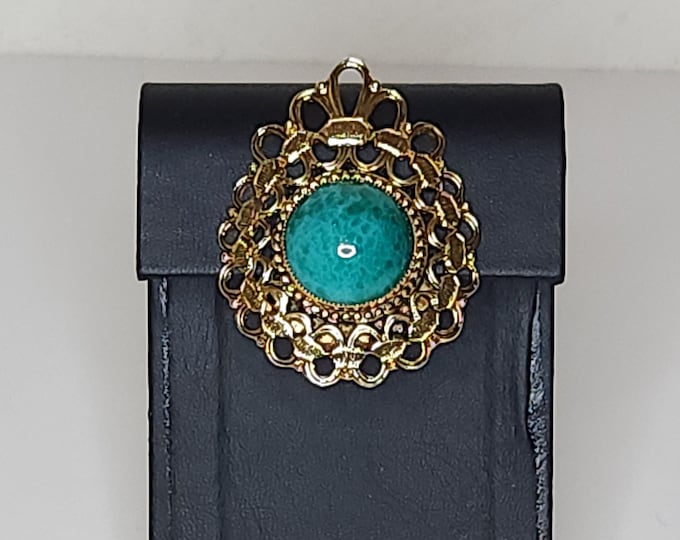 Vintage Lieba USA Scarf Clip with Peking Glass Cabochon A-7-73