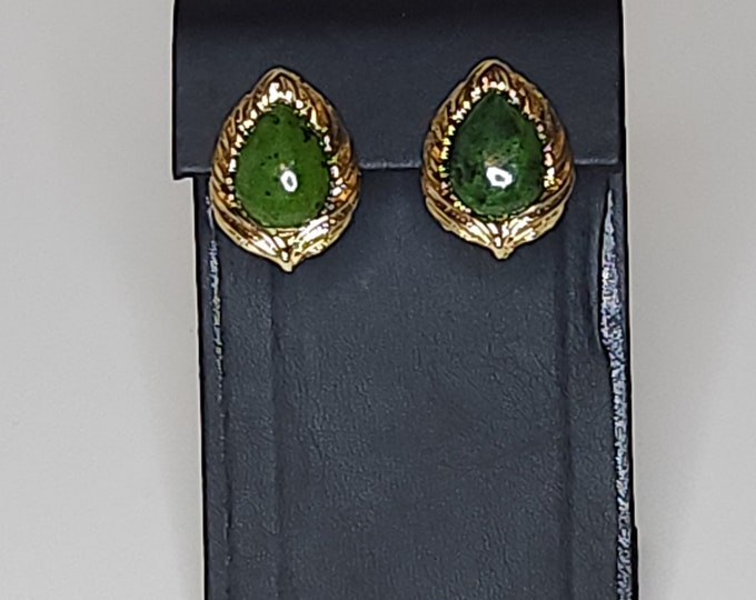Vintage Gold Tone and Green Serpentine Stone Earrings A-6-11