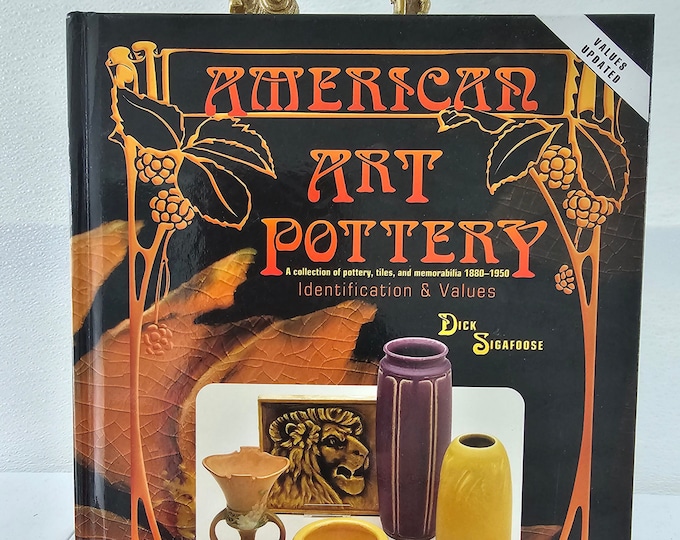 2001 American Art Pottery by Dick Sigafoose BB2