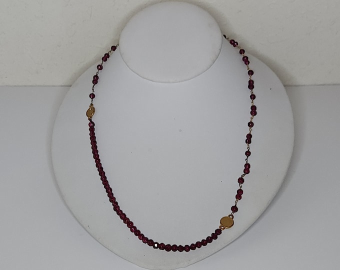 Vintage Garnet Glass and Gold Tone Disc Beaded Necklace C-8-70