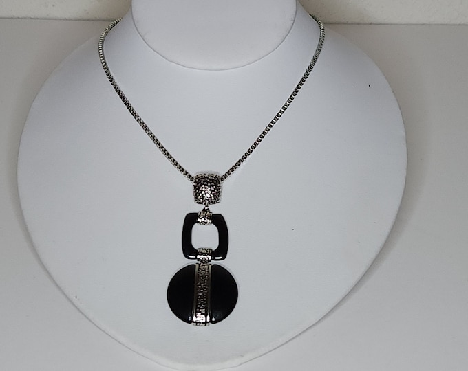 Vintage Silver Tone and Black Pendant Necklace 19 Inch A-1-70