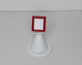 Vintage Red and White Plastic Rectangle Adjustable Ring D-1-41