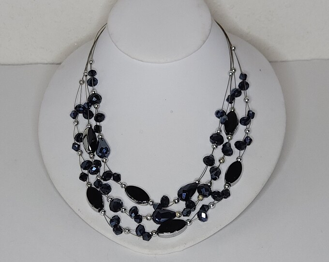 Vintage Three Strand Wire Necklace with Dark Blue Faceted Plastic Beads and Silver Tone and Black Oval Beads C-9-8