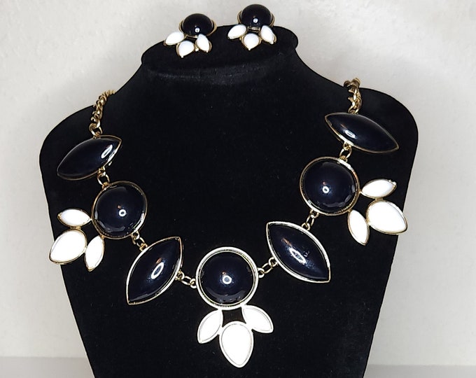 Vintage Gold Tone Black and White Statement Necklace and Earrings Set A-8-54