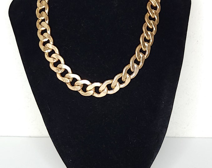 Vintage Gold Tone Chunky Curb Chain Necklace B-9-92