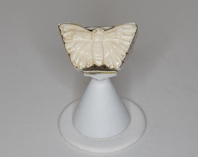 Vintage Carved Bone and Sterling 925 Marked Butterfly Ring Size 7 B-5-49