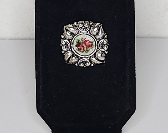 Vintage Roses Micro Cross Stitch and Silver Tone Brooch Pin C-8-5