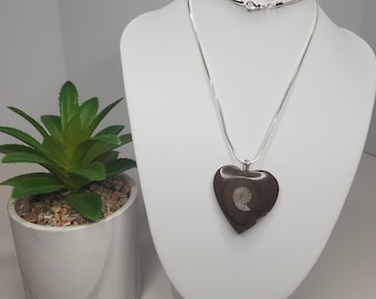 Stone with Ammonite Fossils on Sliver-Tone Snake Chain Approx 20" D-6-6