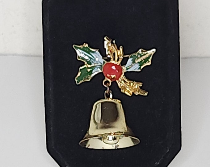 Vintage Holly Leaves and Berries with Gold Tone Bell Dangle Brooch Pin C-5-61