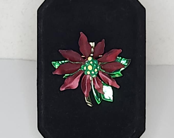 Vintage Gold Tone, Red Enamel and Green Enamel Christmas Poinsettia Flower Brooch Pin C-5-57