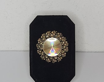 Vintage Jewelarama Signed Rainbow Holographic Refraction Circle Gold Tone Floral Wreath Brooch Pin D-2-58
