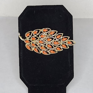 Vintage Gerry&#39;s Signed Gold Tone Openwork Leaf Brooch Pin with Orange Enamel B-8-73