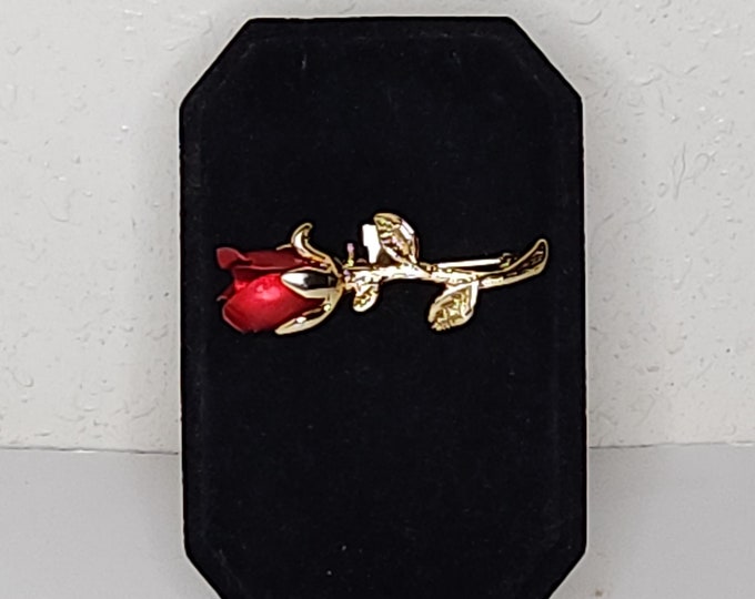 Vintage 18K Gold Finish Petite Rosebud Pin Brooch C-4-1
