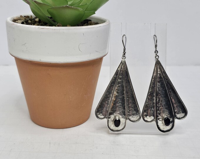 Southwestern Style Sterling Silver Hammered Drop Fan-like Garnet 3"  D-5-37