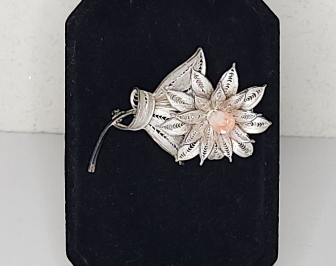 Vintage Cannetille Sterling Silver Marked Flower Brooch Pin with Conch Shell C-3-49
