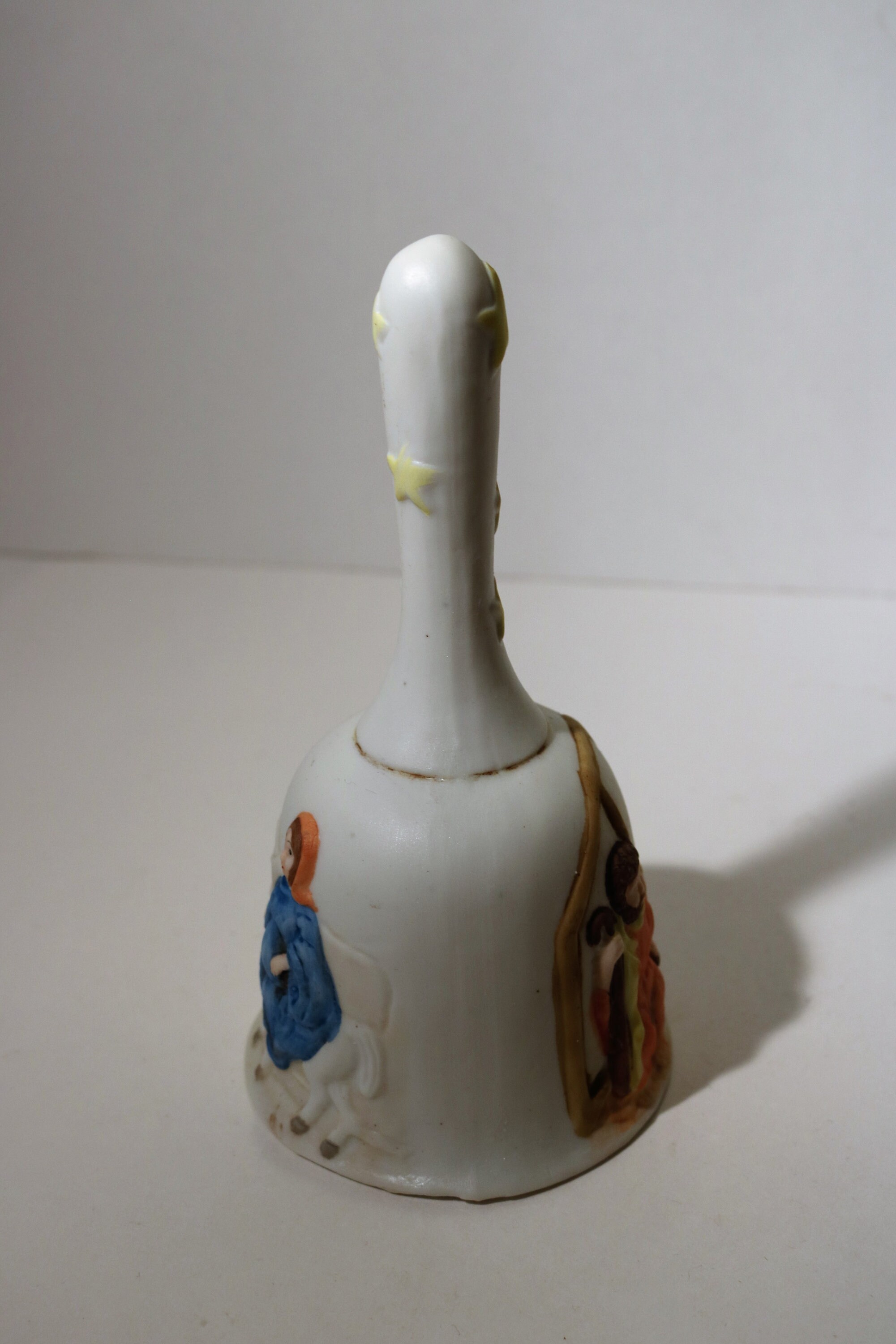 1985 Porcelain Bisque Nativity 6 1/4 Bell