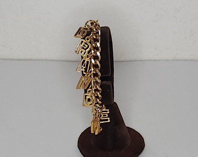 Vintage Gold Tone "Grand Ole Opry" Curb Link Charm Bracelet C-9-4