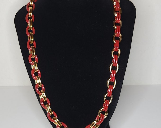 Vintage Gold Tone and Red Double Link Chain Necklace A-8-22