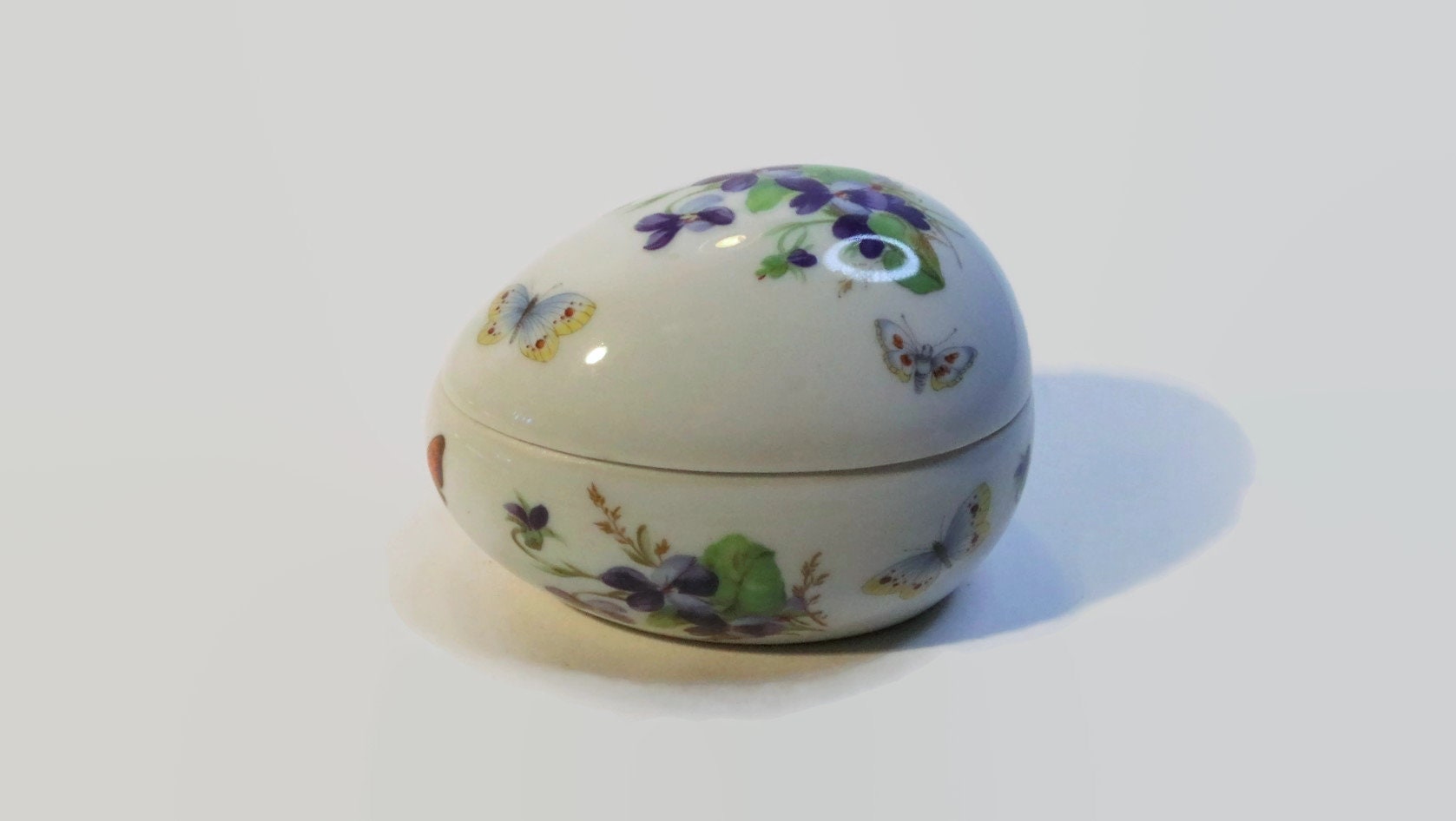 Limoges Castel Porcelains France Butterfly Egg Trinket Box 195579
