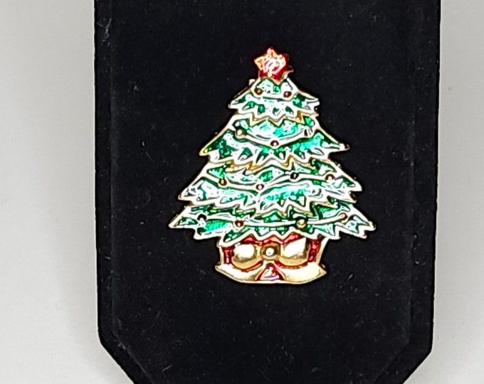 Vintage Gold Tone Christmas Tree Brooch Pin with Red and Green Enamel Detailing B-4-46