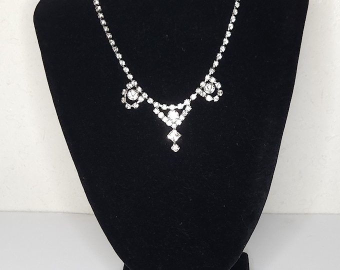 Vintage Silver Tone and Clear Rhinestone Cup Chain Necklace B-9-59