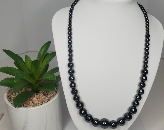 Vintage Graduated Hematite Bead 19" Necklace D-6-67