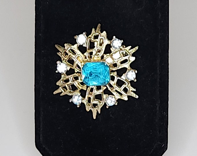 Vintage Gold Tone Snowflake Brooch Pin with Blue Rhinestones A-5-100