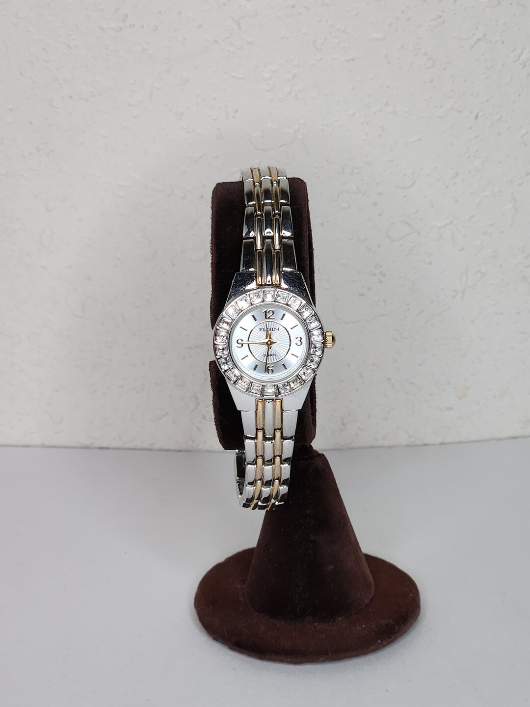 Vintage Elgin Signed Silver Tone and Gold Tone Women display picture 1