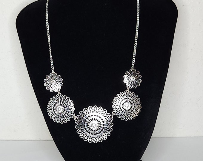 Vintage Liz Claiborne Signed Silver Tone Graduated Floral Medallions with Clear Rhinestones Necklace C-6-45
