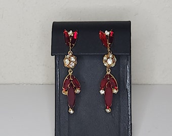 Vintage Ruby Red Navette and Clear Rhinestone Gold Tone Clip-On Earrings C-9-31