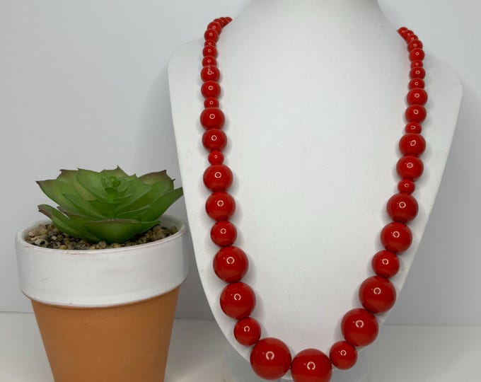 Graduated Red Plastic Bead Necklace 16” to 19” D-7-63