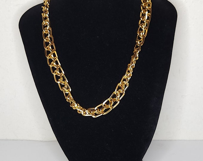 Vintage Gold Tone Lightweight Chunky Double Chain Necklace B-9-45