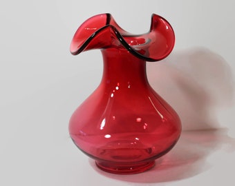 Beautiful Fenton Ruffled Cranberry Vase 7 1/4"