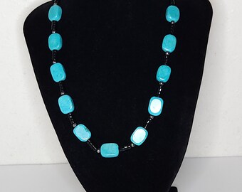 Vintage Faux Turquoise Real Stone and Black Beaded Necklace C-1-29