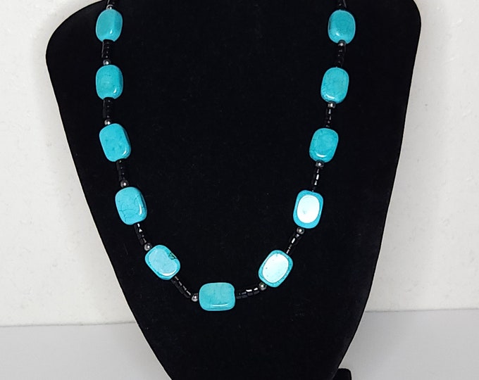 Vintage Faux Turquoise Real Stone and Black Beaded Necklace C-1-29