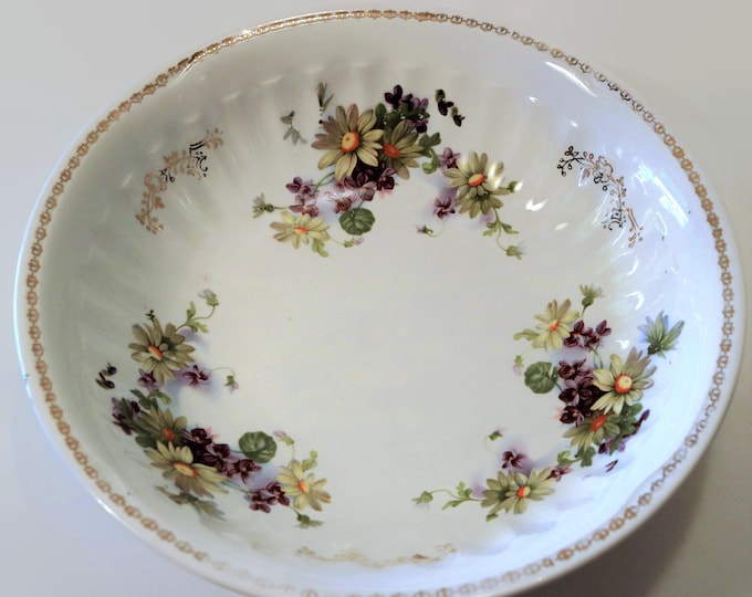 ca 1900-09 Pretty La Francaise Porcelain 9 5/8" Serving Bowl - Green and Purple Flowers