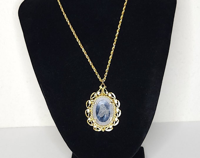 NOS Faux Camphor Glass Gold Tone Zodiac Necklace - Virgo B-4-63