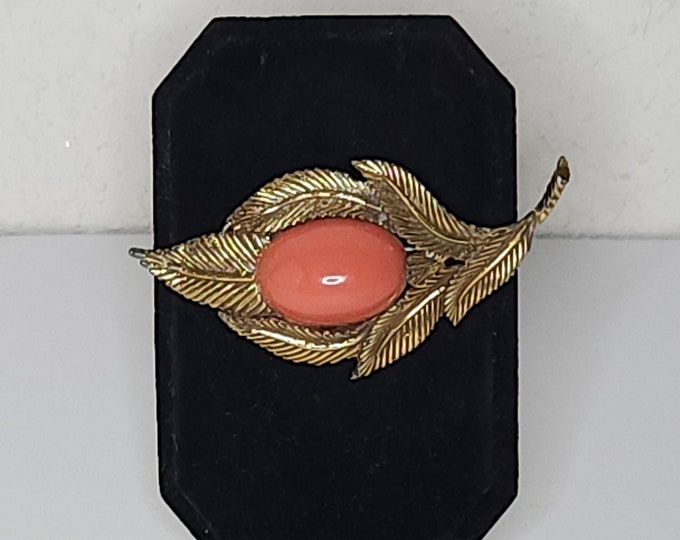 Vintage Gold Tone and Faux Coral Leaves Brooch Pin C-2-36