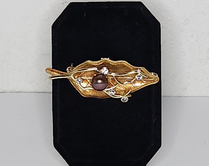 Vintage Gold Tone, Enamel, Real Pearl and Rhinestone Leaf Brooch / Pendant C-7-84