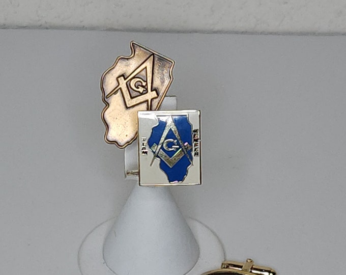 Vintage Illinois Masonic Two Pins and One Cuff Link C-2-19