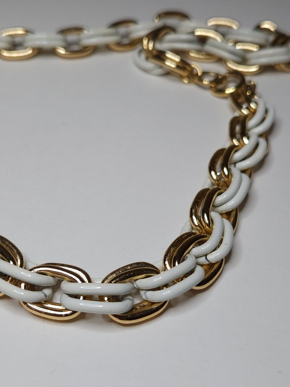 Vintage Gold Tone and White Enamel Chain Necklace… - image 4