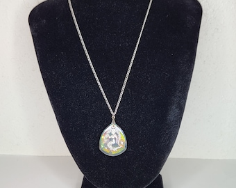 Vintage Rainbow Iridescent Glass Reverse Carved Virgo Zodiac Pendant Necklace D-4-55