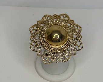 Vintage Trifari Gold Tone Lacey Brooch D-8-92